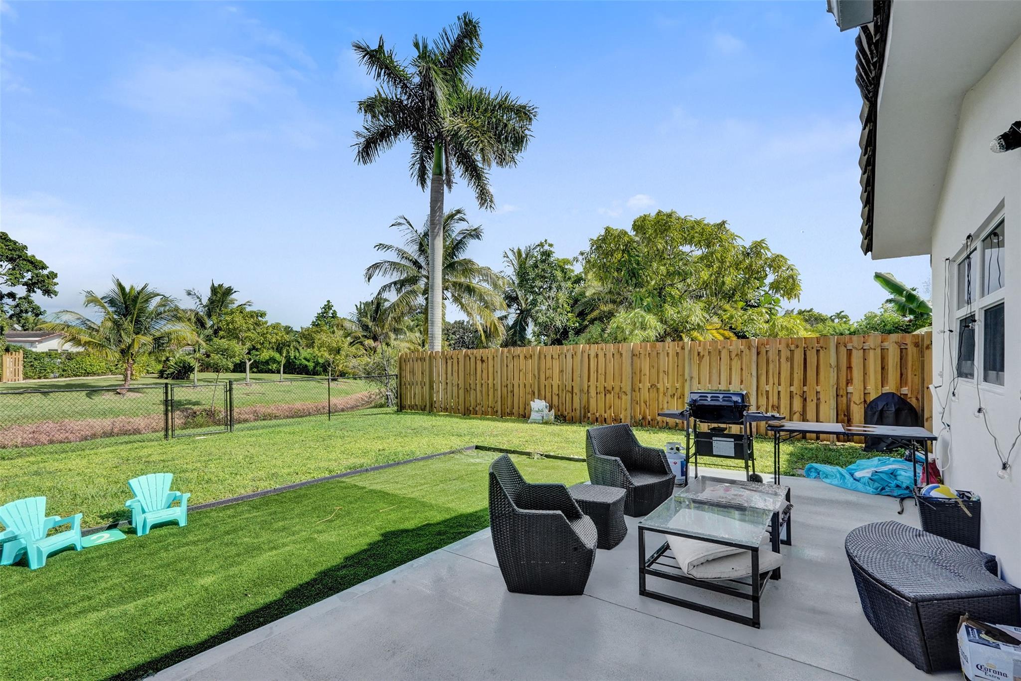 The Dells 64-40 B - Residential Income