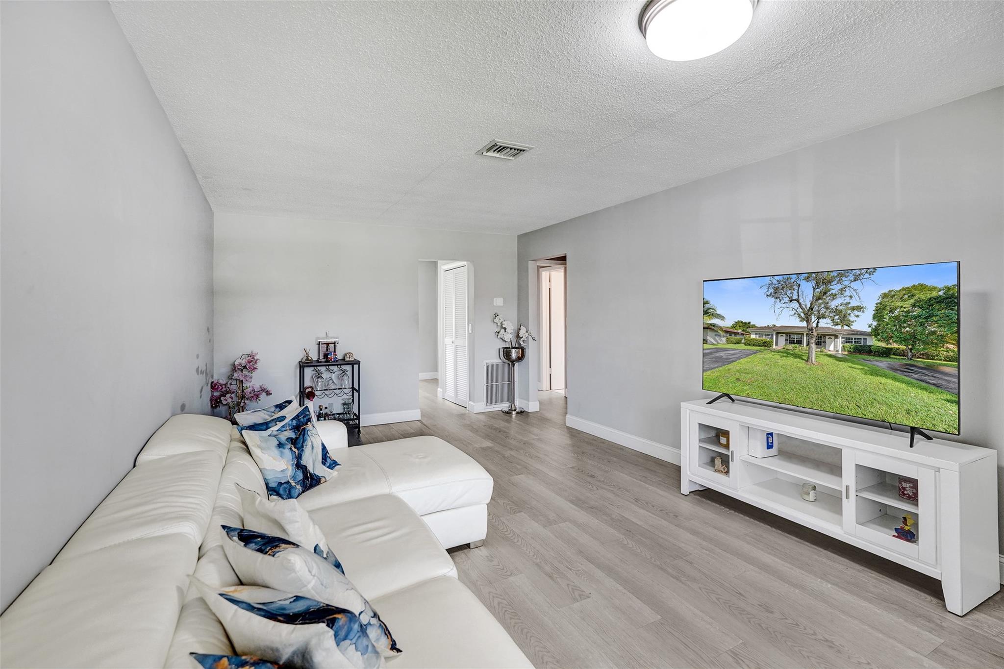 The Dells 64-40 B - Residential Income