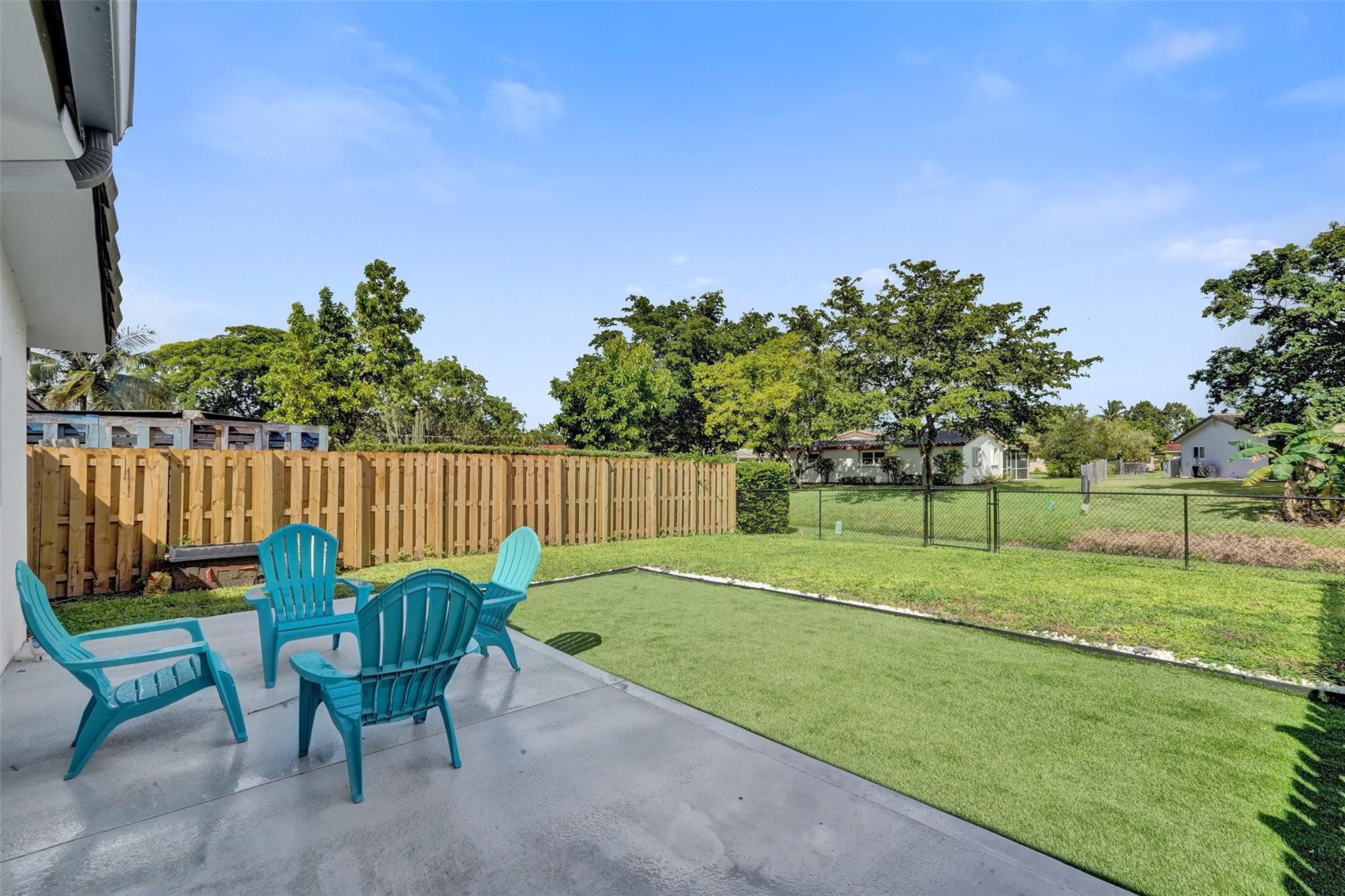 The Dells 64-40 B - Residential Income