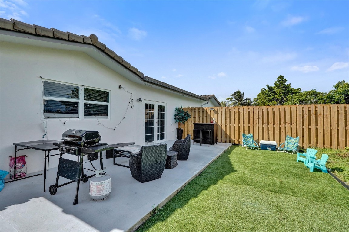 The Dells 64-40 B - Residential Income