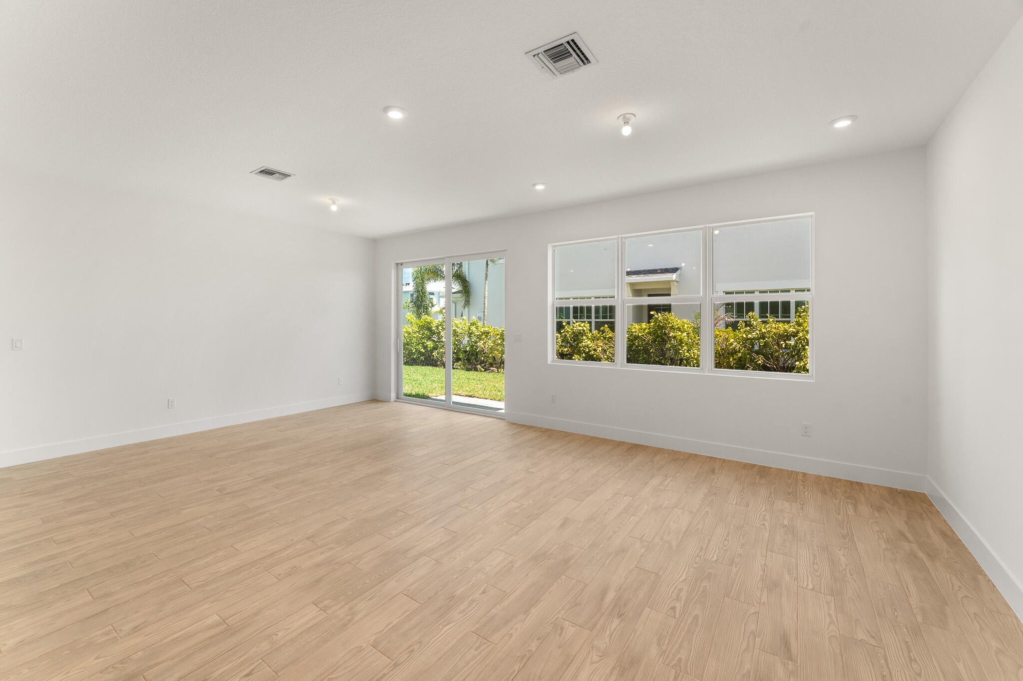 3616 NW Solange Court