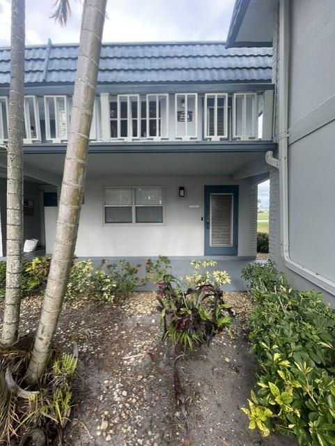 Great opportunity to own this 1 bedroom 1.5 bath condo freshly painted, updated ready to move in. The new refrigerator, stove, dishwasher are on order. Granite counters, white cabinets, ceramic floors throughout, new window shades.
This is a 55 + active gated community with all the amenities like fitness centers, 18 holes golf course, pickle ball, tennis courts, pools, theaters, restaurants, shops, places of worship, transportation, close to the beach, marketplace and medical centers.