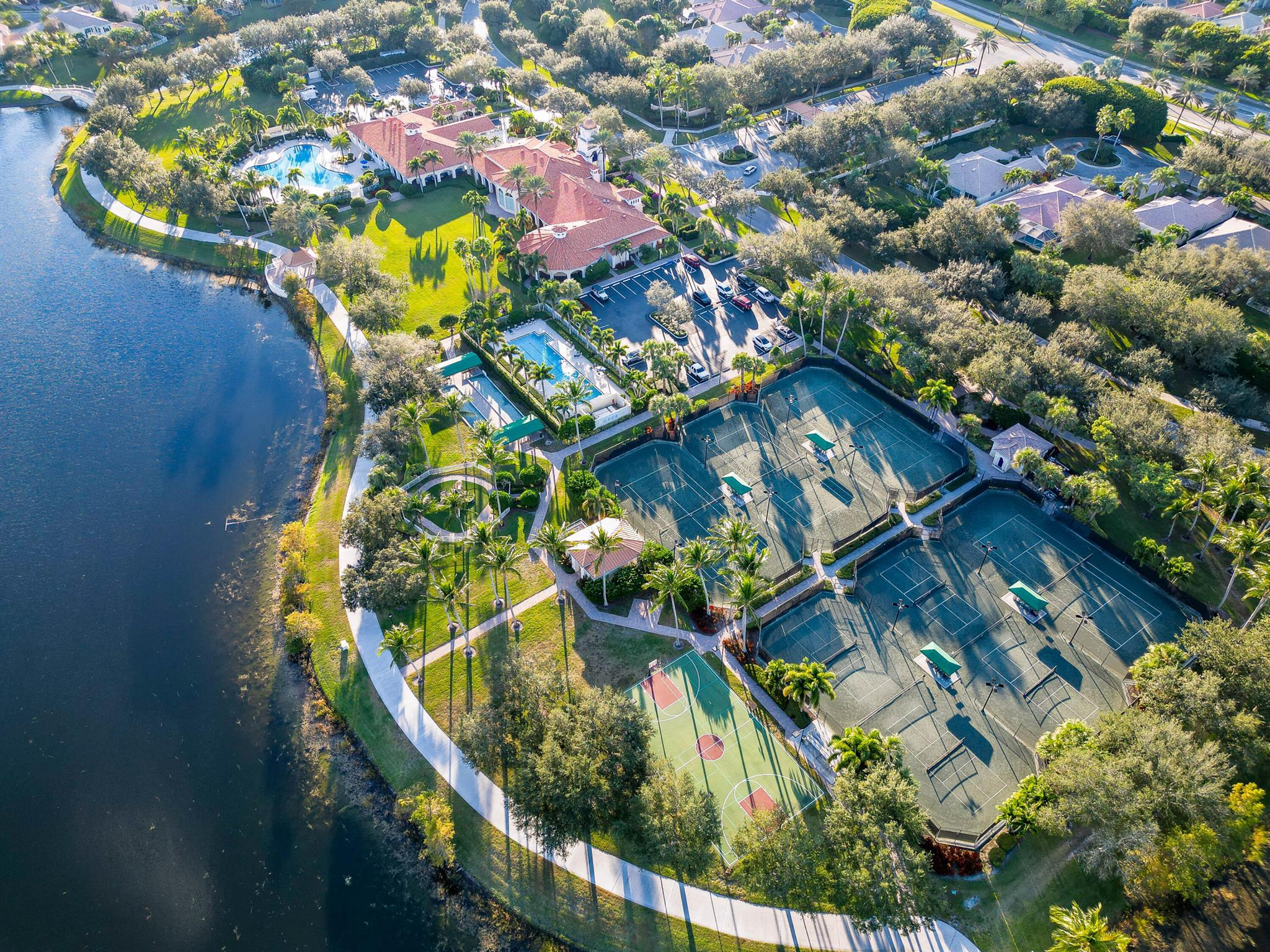 VILLAGEWALK OF WELLINGTON - Residential Lease