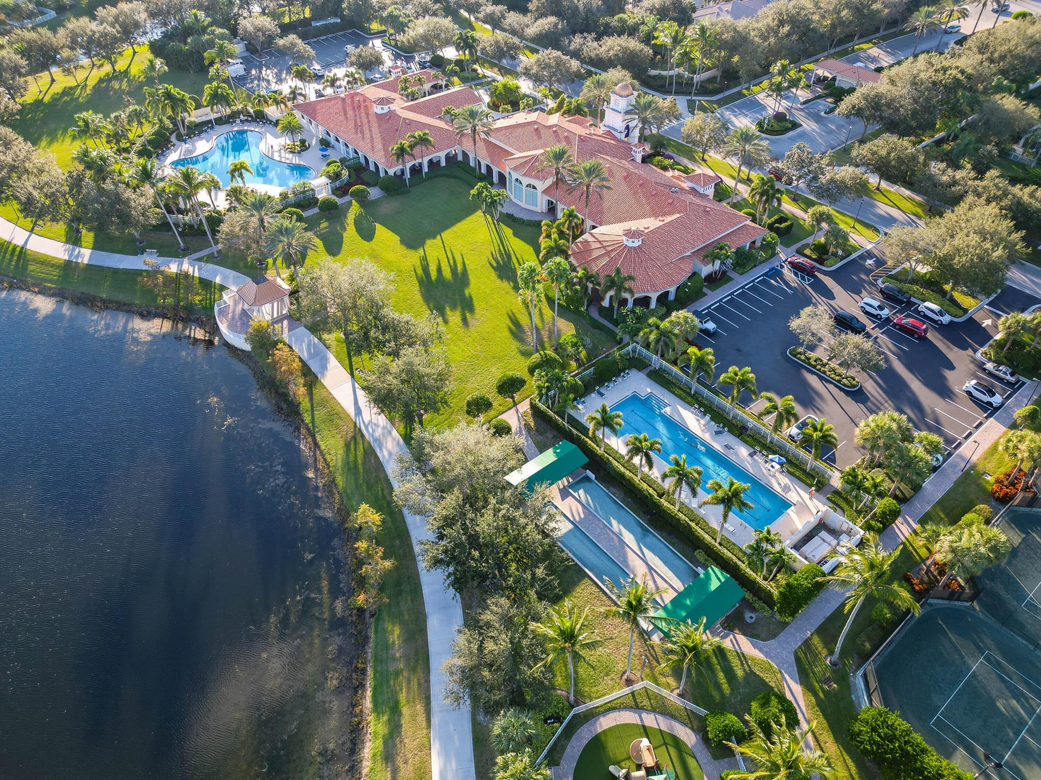 VILLAGEWALK OF WELLINGTON - Residential Lease