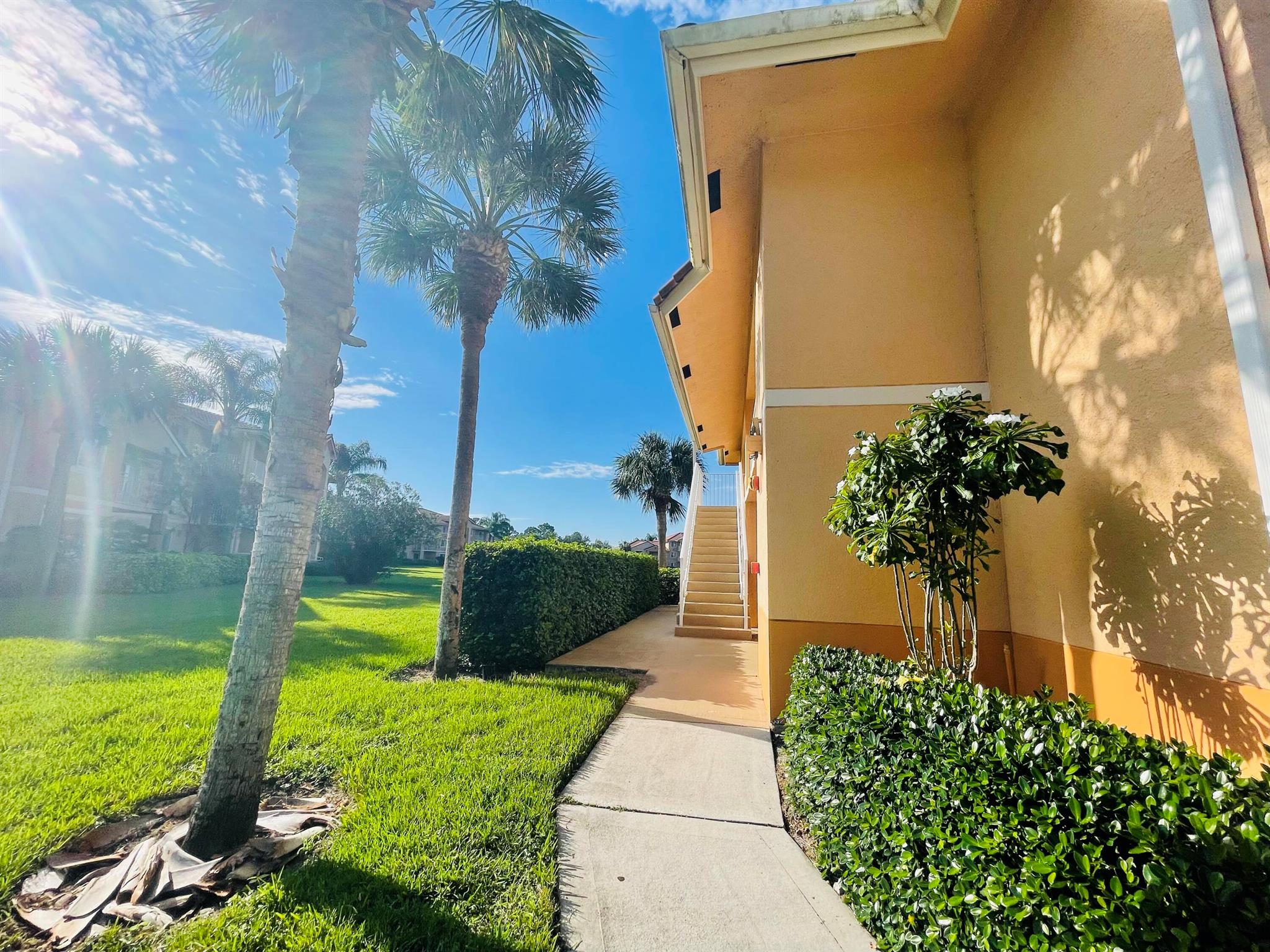 THE CLUB AT ST LUCIE WEST - Residential Lease