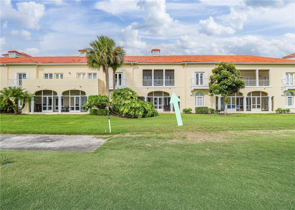 5010 Harmony Circle 203, Vero Beach, FL, 32967/$265,000 3 5010 Harmony Circle 203