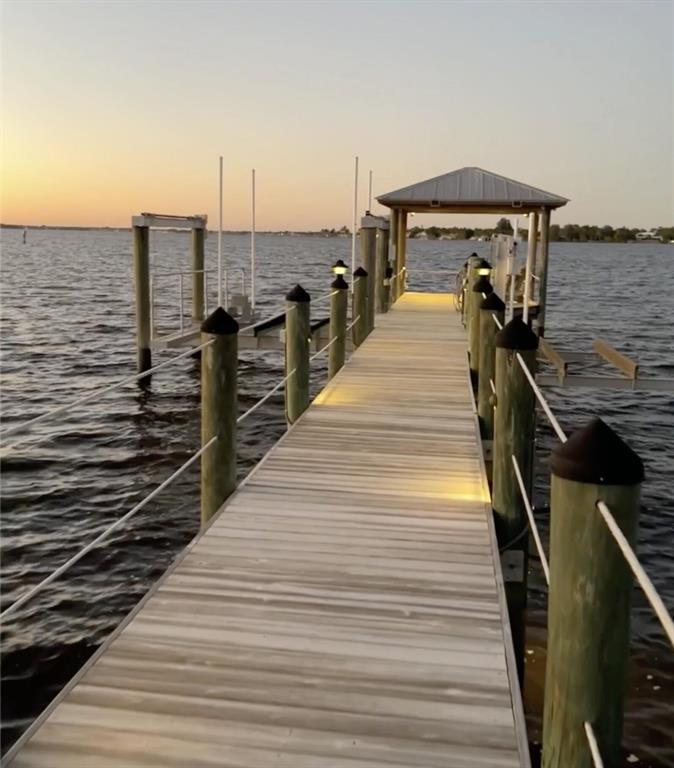 LIGHTHOUSE POINT - Residential