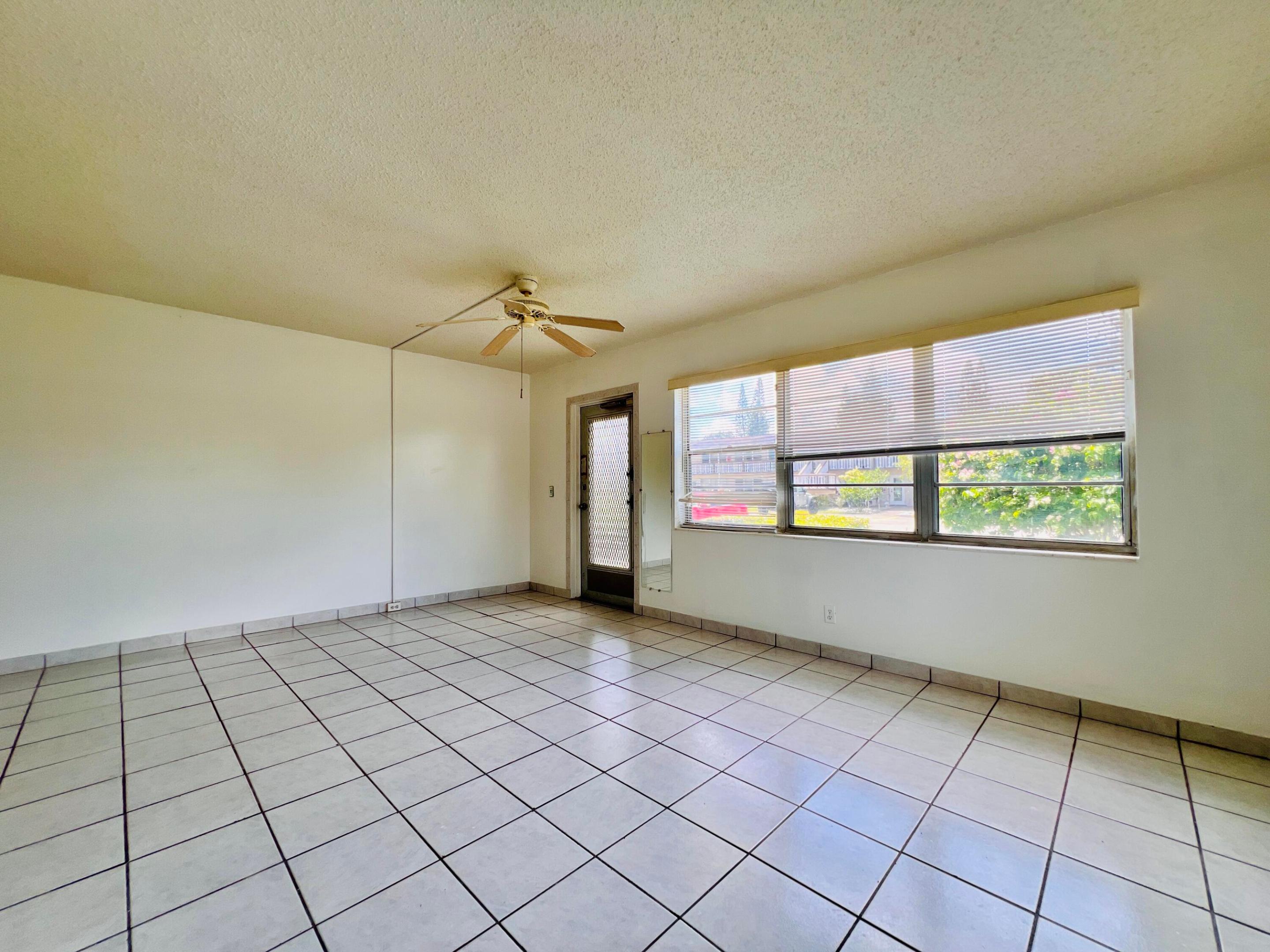 CENTURY VILLAGE - SUSSEX CONDO - Residential