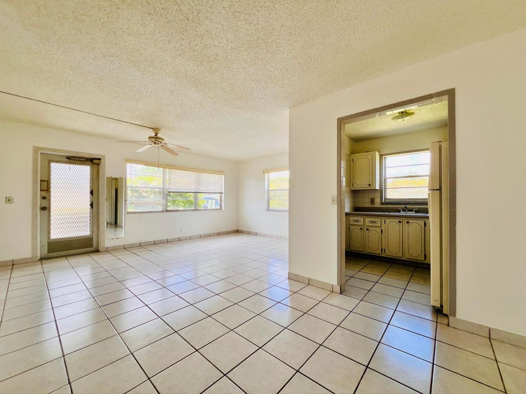 Photo of 141 Sussex H, West Palm Beach, FL 33417 (MLS # B26011501)