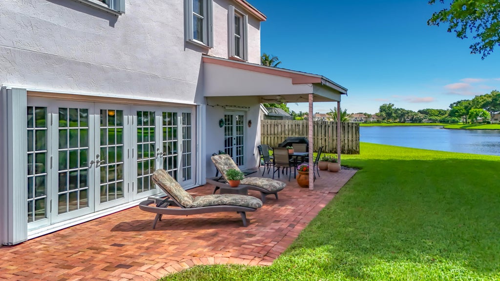 Photo of 13 SWALLOW Drive, Boynton Beach, FL 33436 (MLS # B26076458)