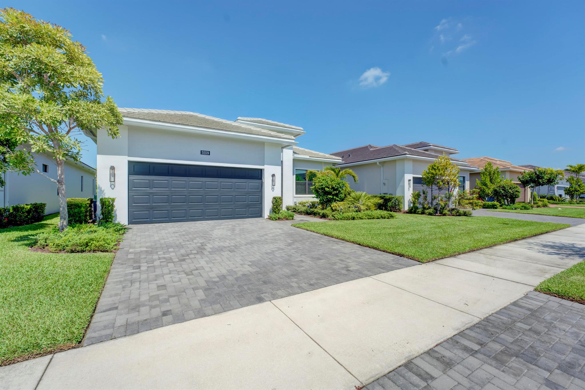 5559 Captiva Lane