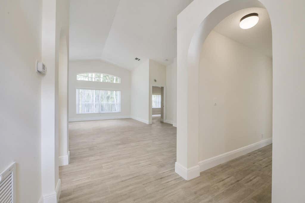 Photo of 172 Jones Creek Drive, Jupiter, FL 33458 (MLS # B26054928)