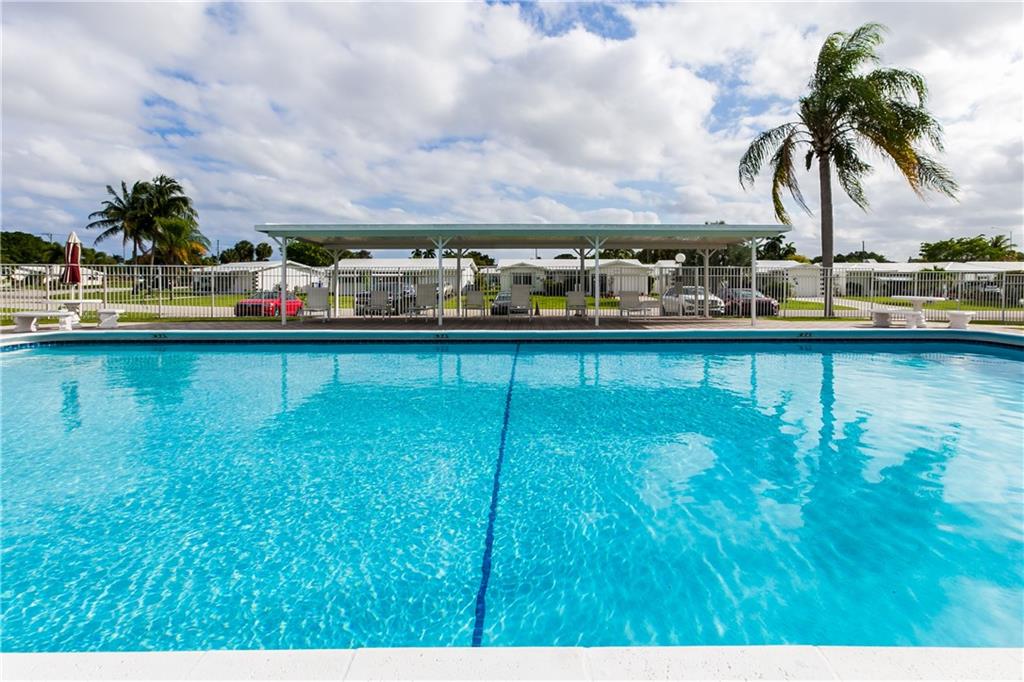 Leisureville Fourth Sec 6 - Residential
