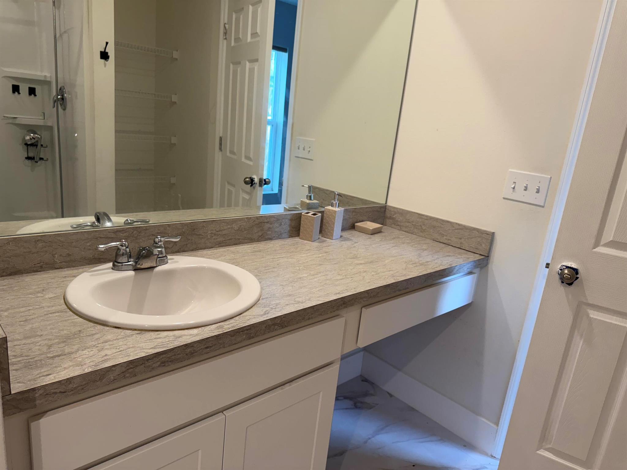 PORT ST LUCIE SECTION 17 - Residential Lease