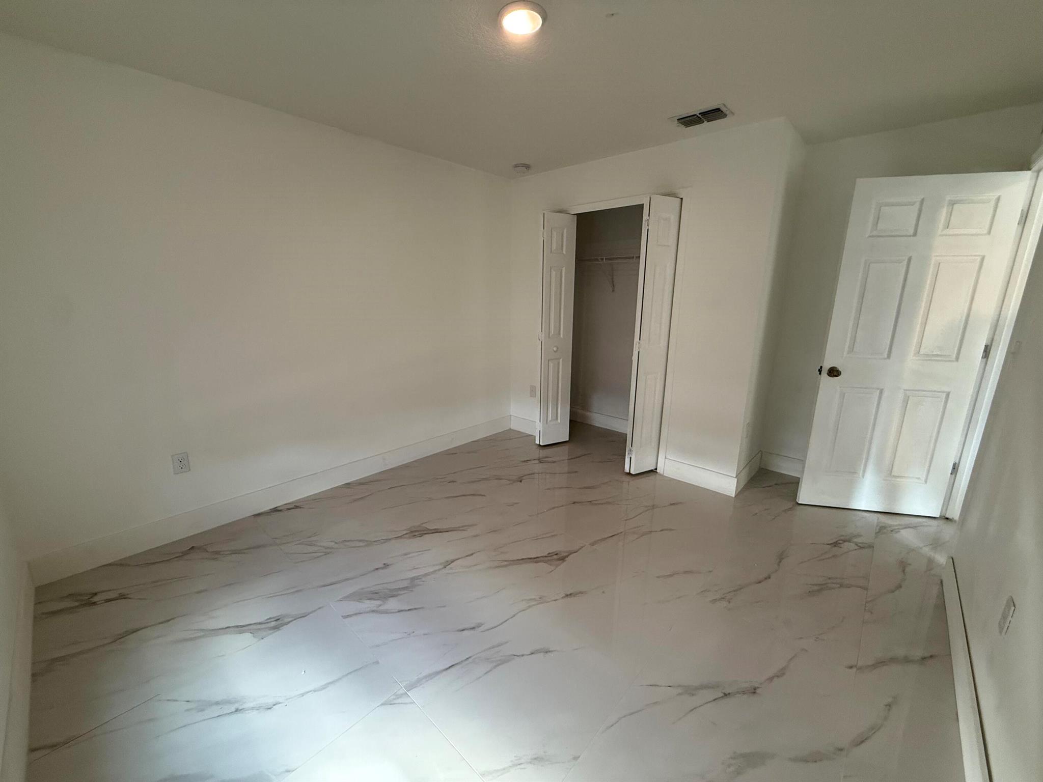 PORT ST LUCIE SECTION 17 - Residential Lease