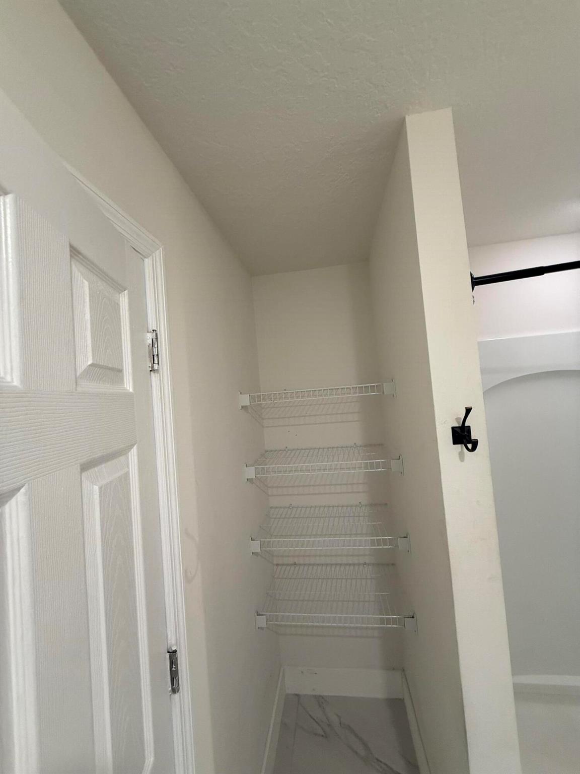 PORT ST LUCIE SECTION 17 - Residential Lease