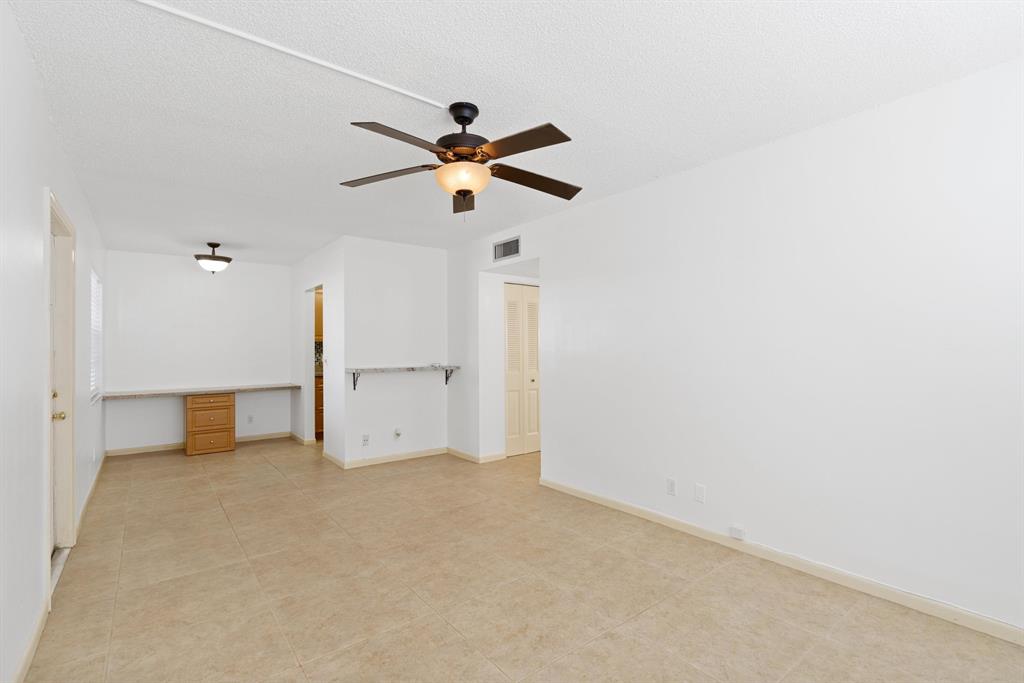 POINCIANA WEST COND - Residential