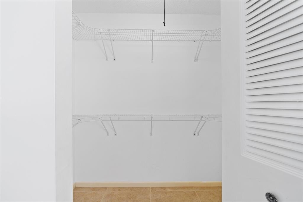 POINCIANA WEST COND - Residential