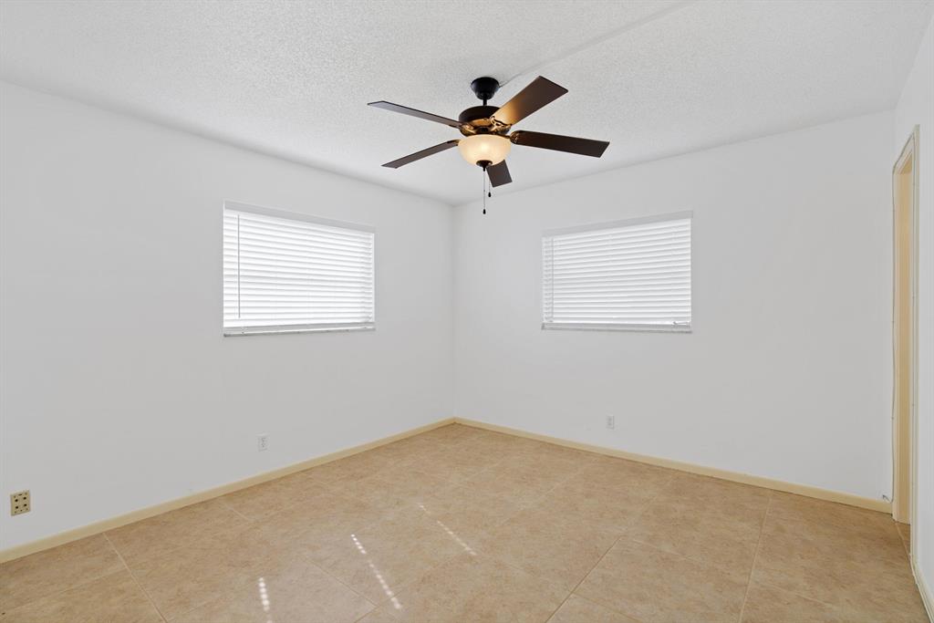 POINCIANA WEST COND - Residential