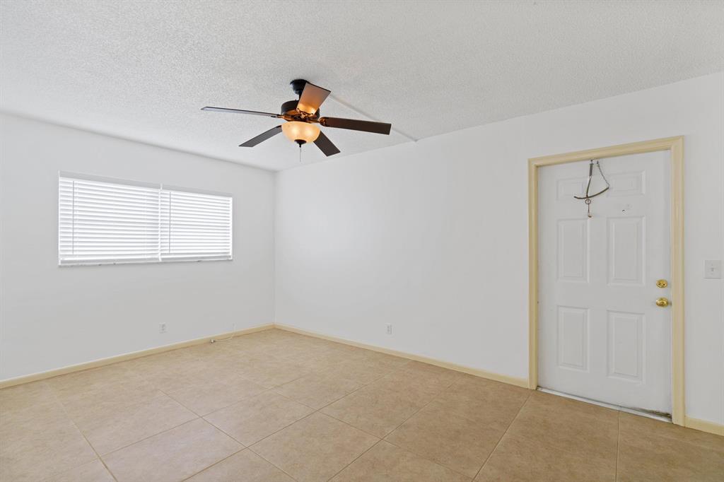 POINCIANA WEST COND - Residential