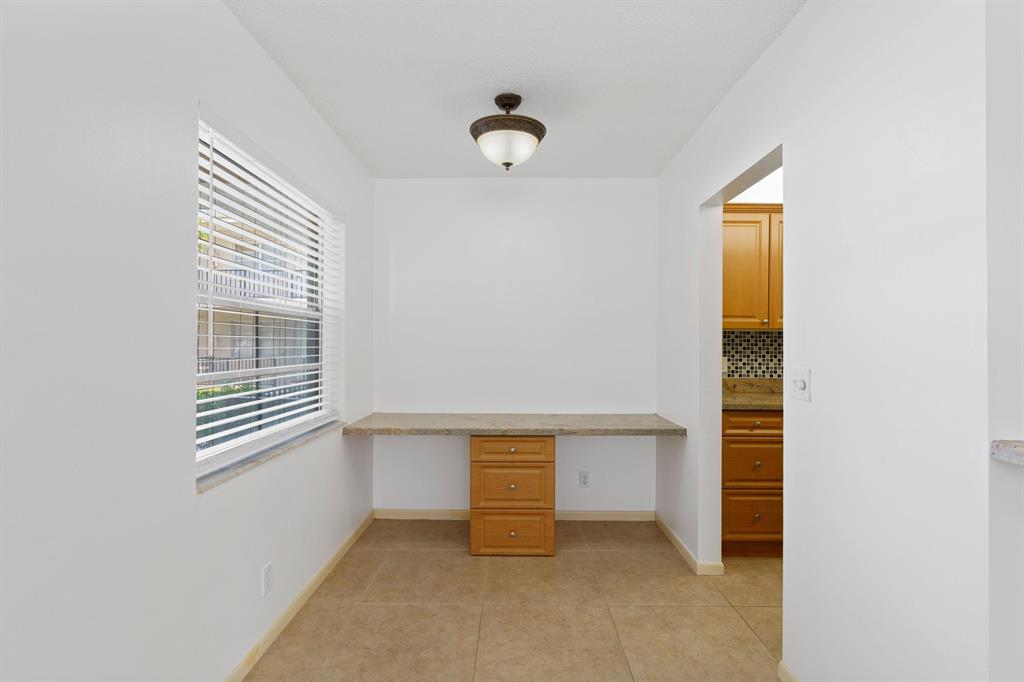 POINCIANA WEST COND - Residential