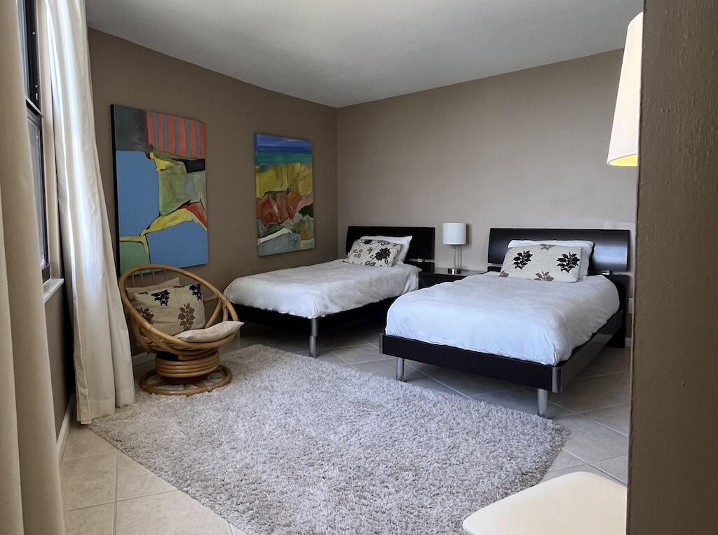 PHOENIX TOWERS CONDO - Residential Lease