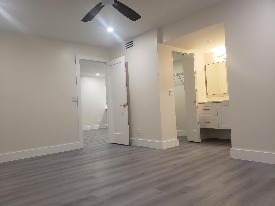 Lago Del Rey Condo 01-12 - Residential Lease