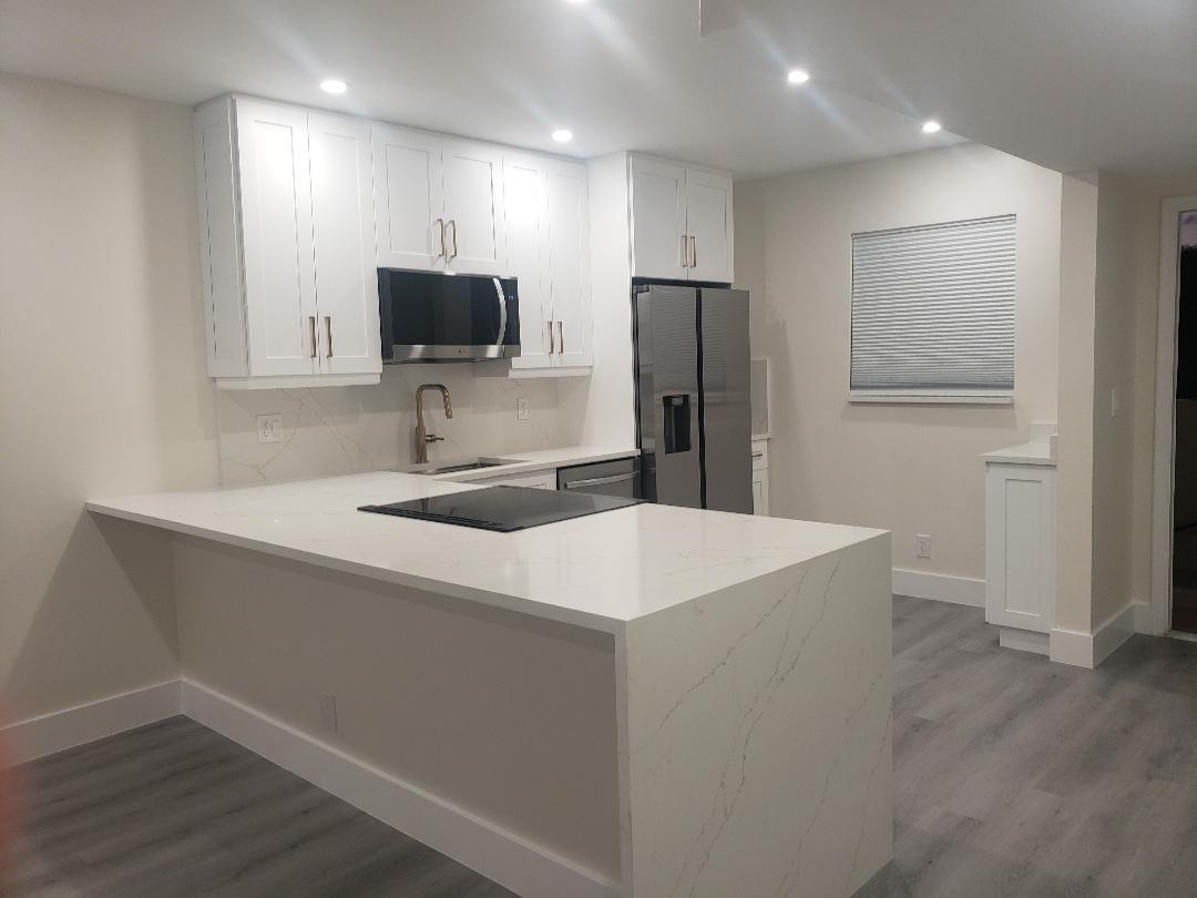 Lago Del Rey Condo 01-12 - Residential Lease