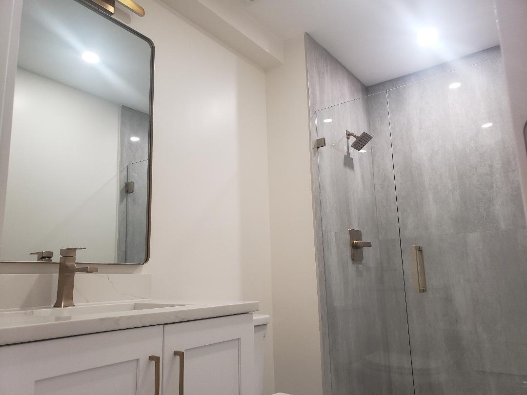 Lago Del Rey Condo 01-12 - Residential Lease