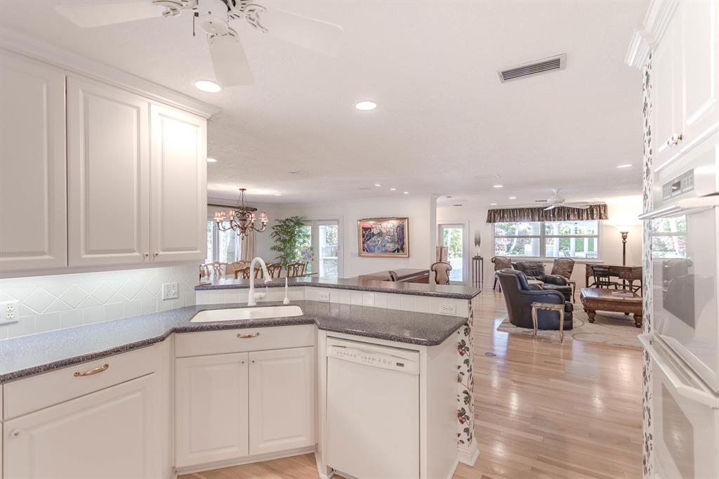 ROYAL PALM YACHT & COUNTR - Residential