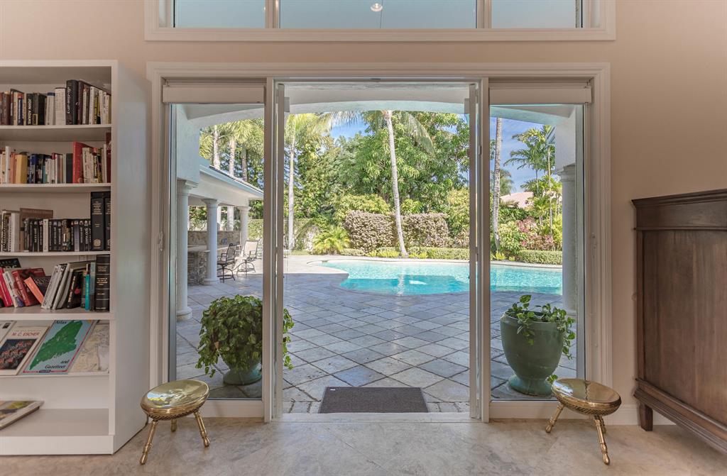 ROYAL PALM YACHT & COUNTR - Residential