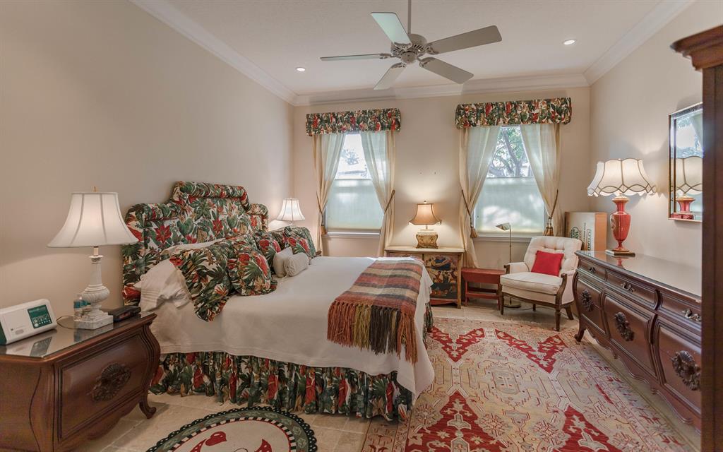 ROYAL PALM YACHT & COUNTR - Residential