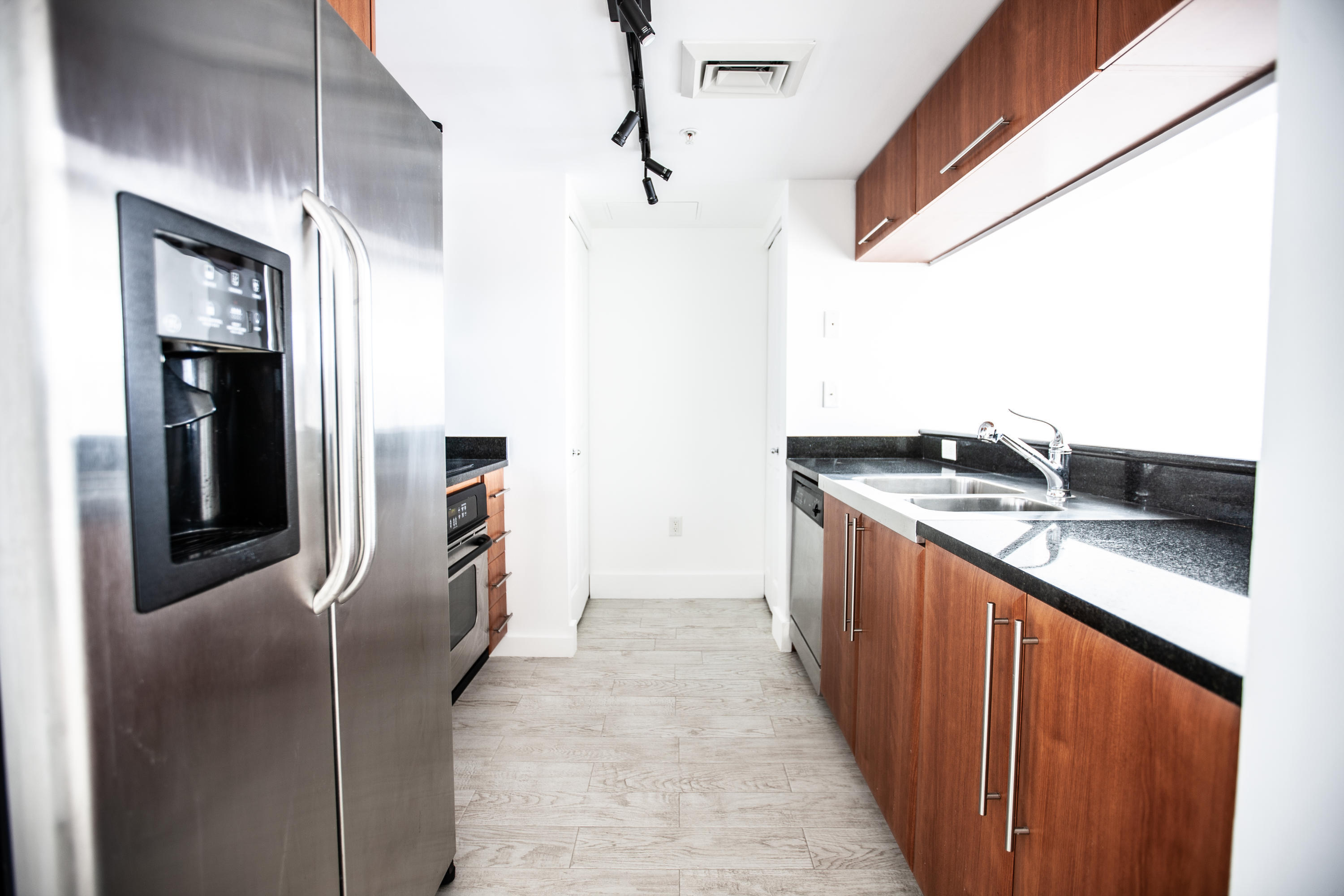 610 W Las Olas Boulevard 711n