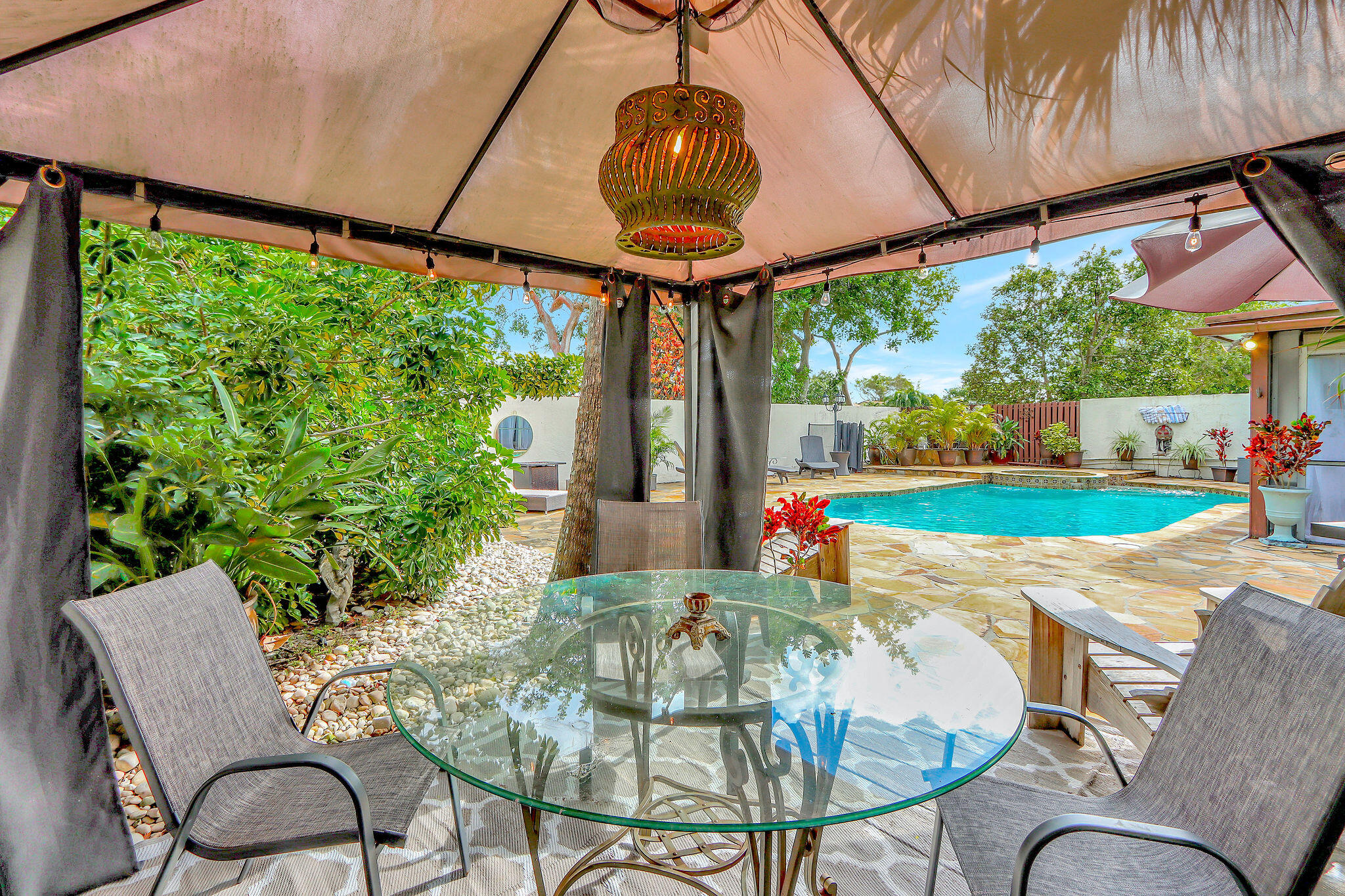 HOMEWOOD LAKES SEC D - Residential