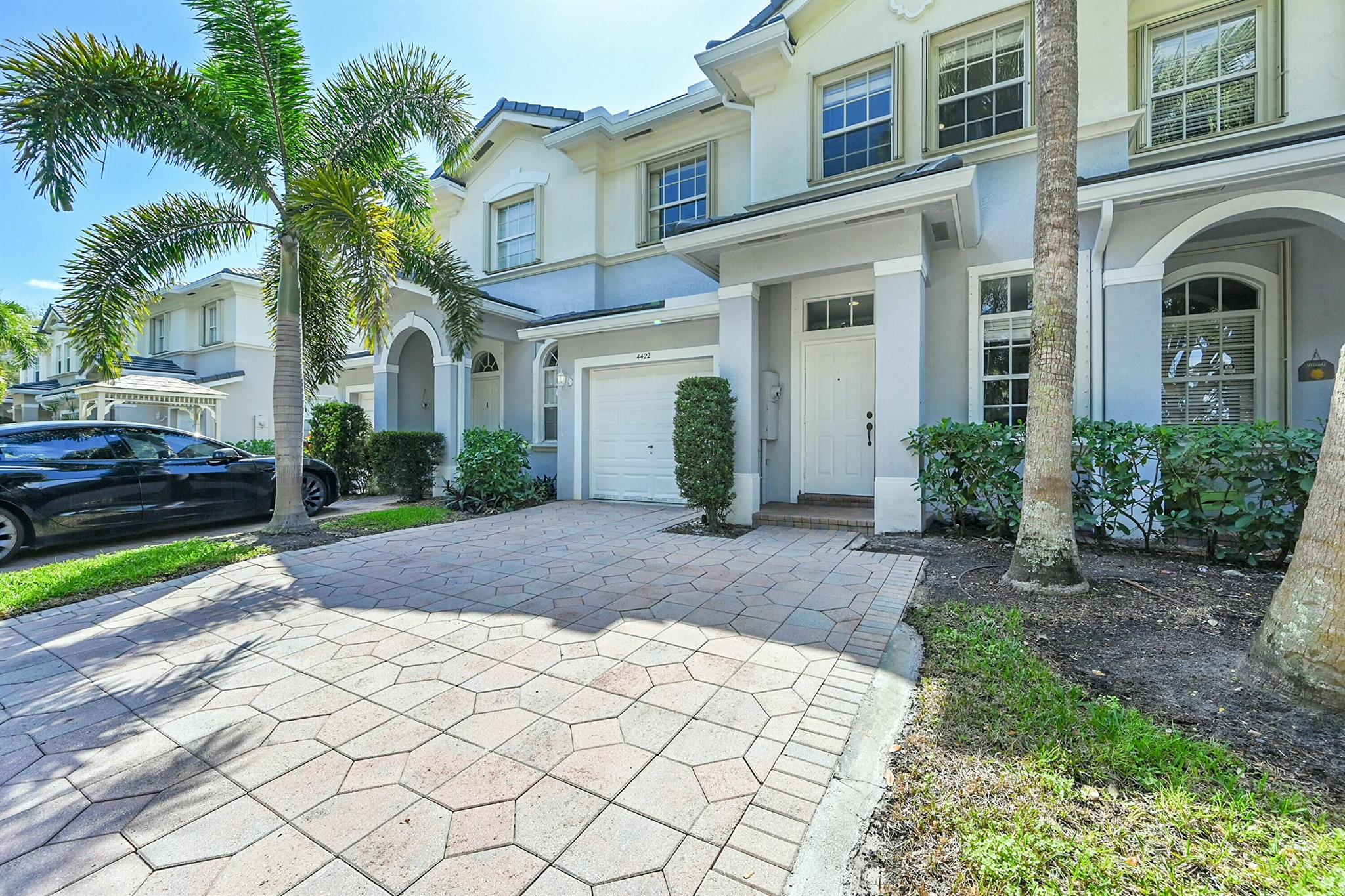 4422 Regal Court