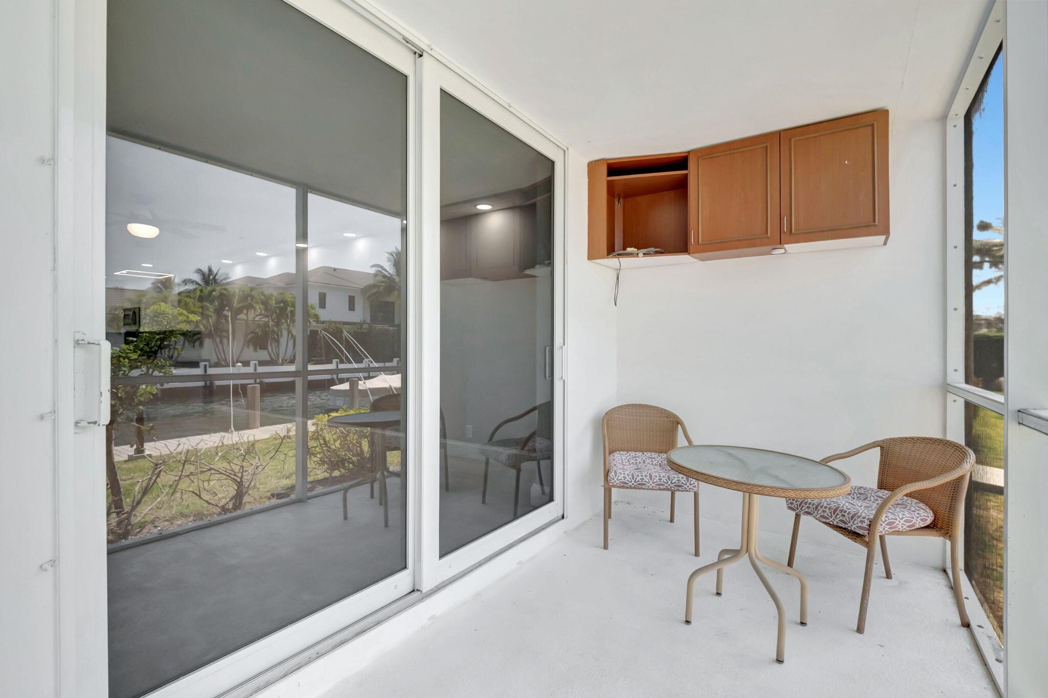 Boca House - Residential