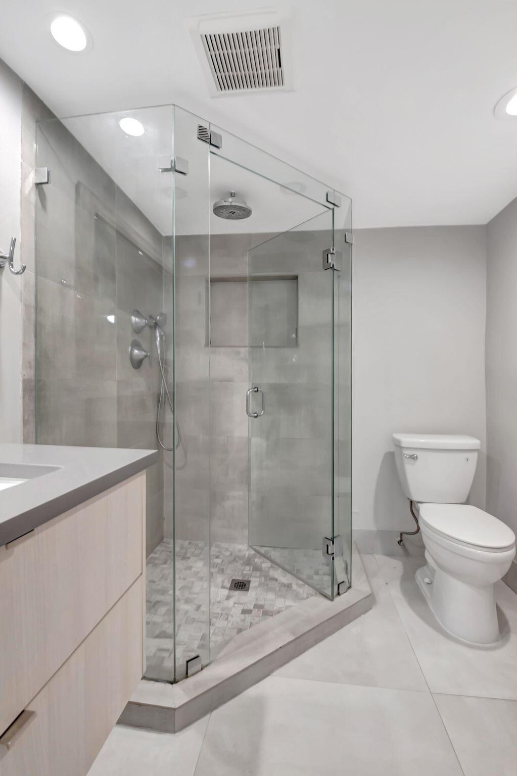 Boca House - Residential