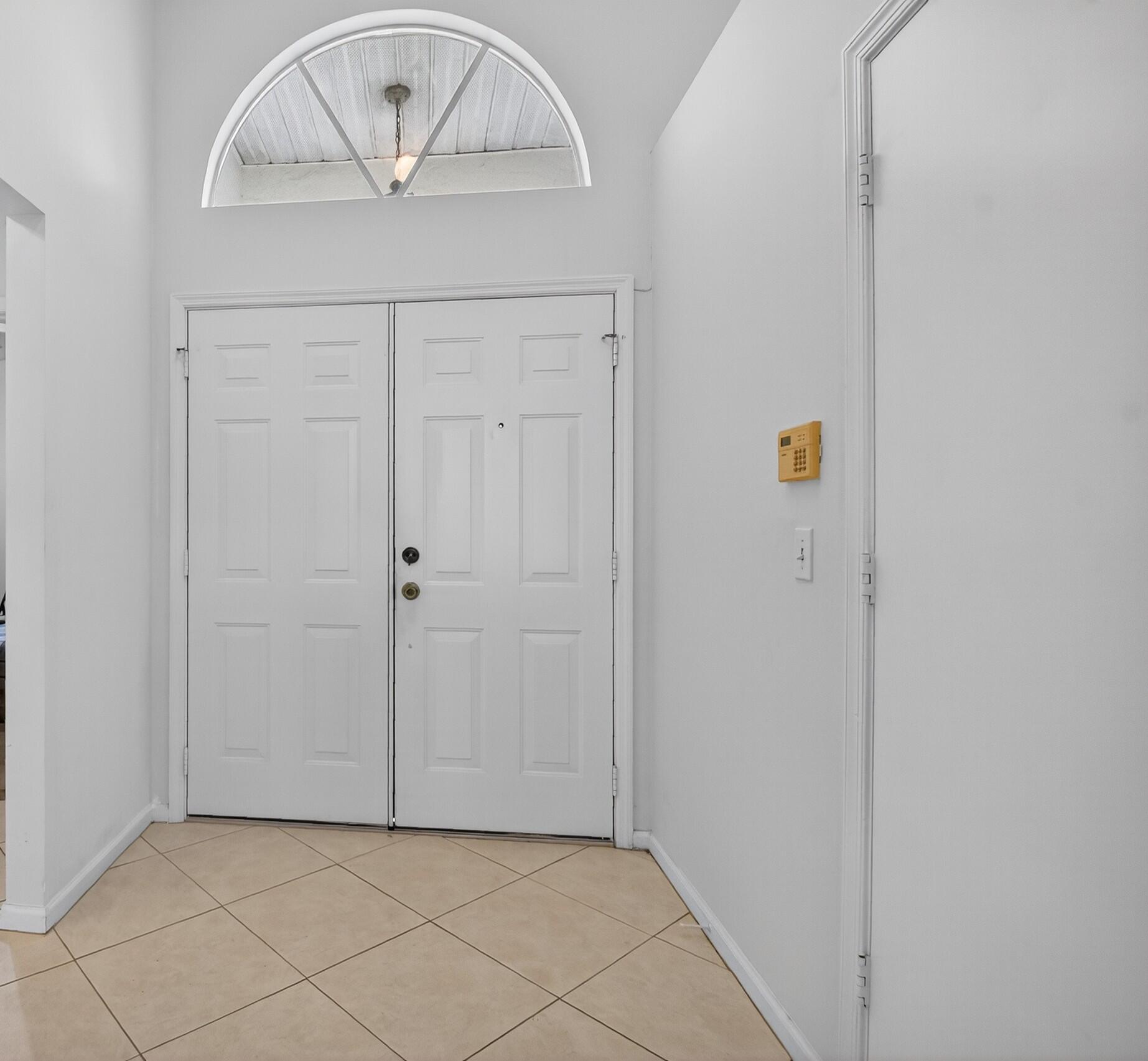 412 Trotters Lane