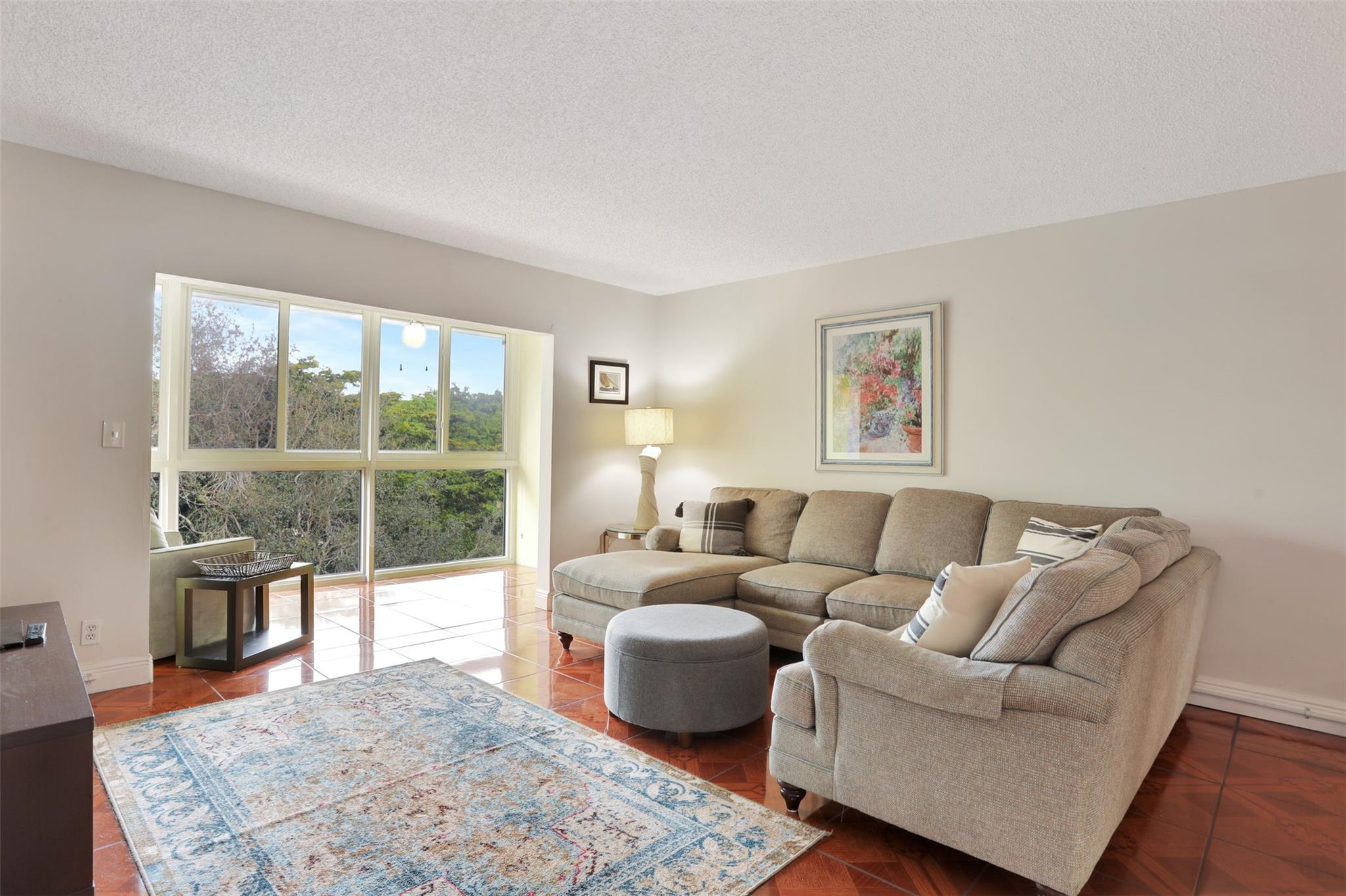 WYNMOOR VILLAGE - Residential