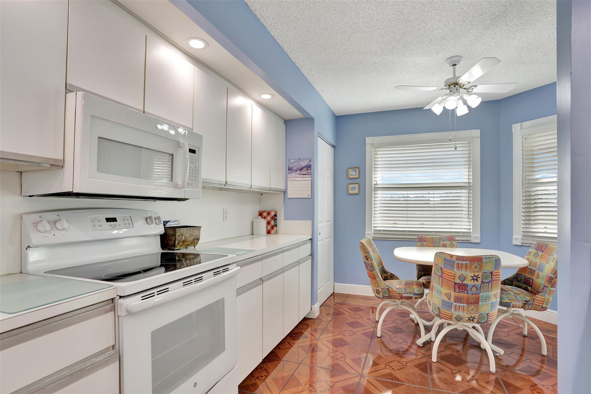 WYNMOOR VILLAGE - Residential