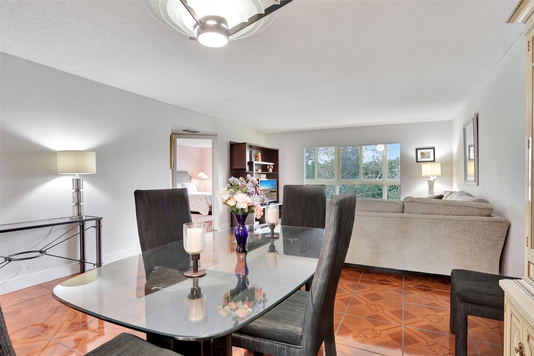 WYNMOOR VILLAGE - Residential