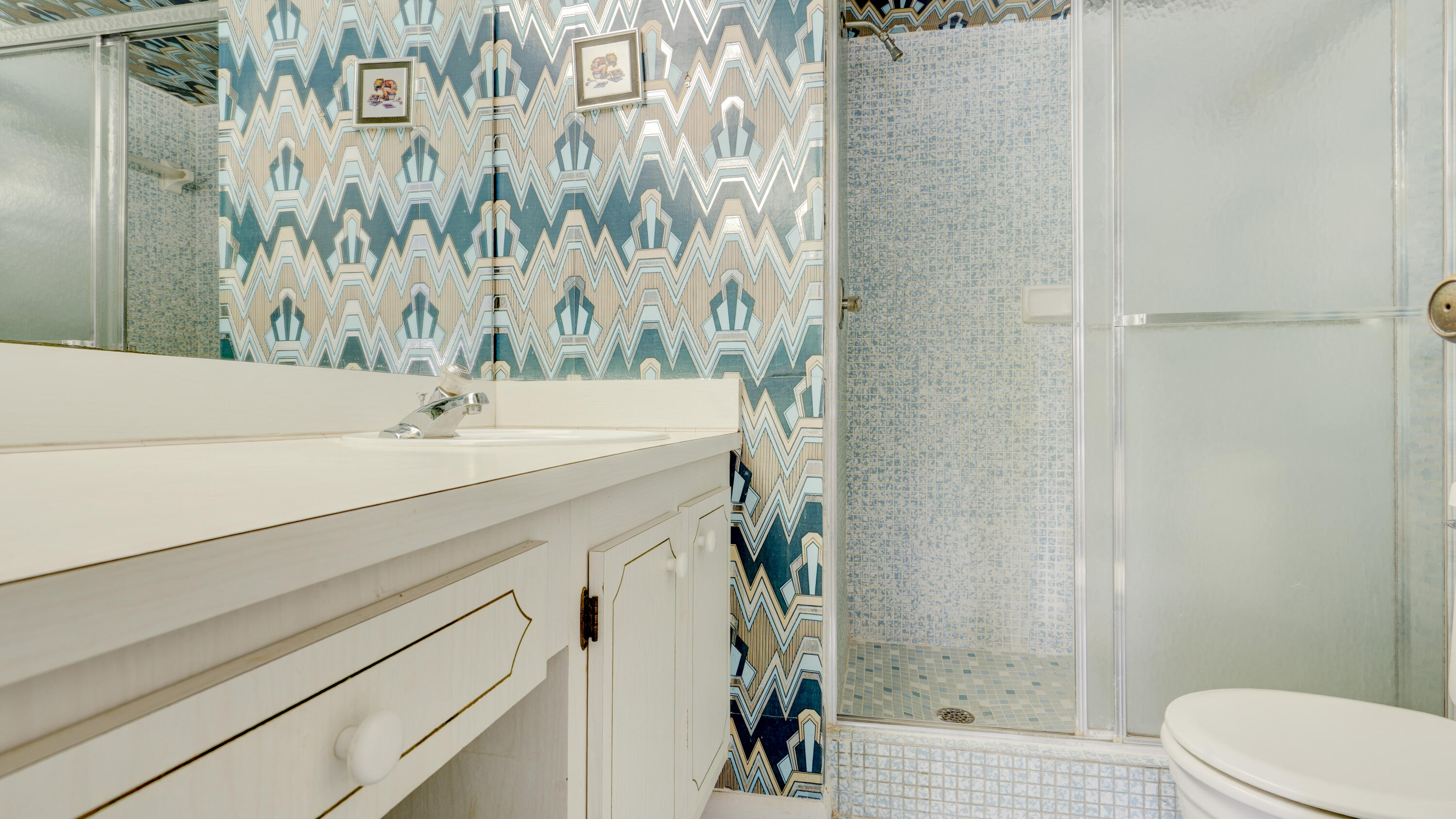 SUNRISE LAKES PHASE III - Residential