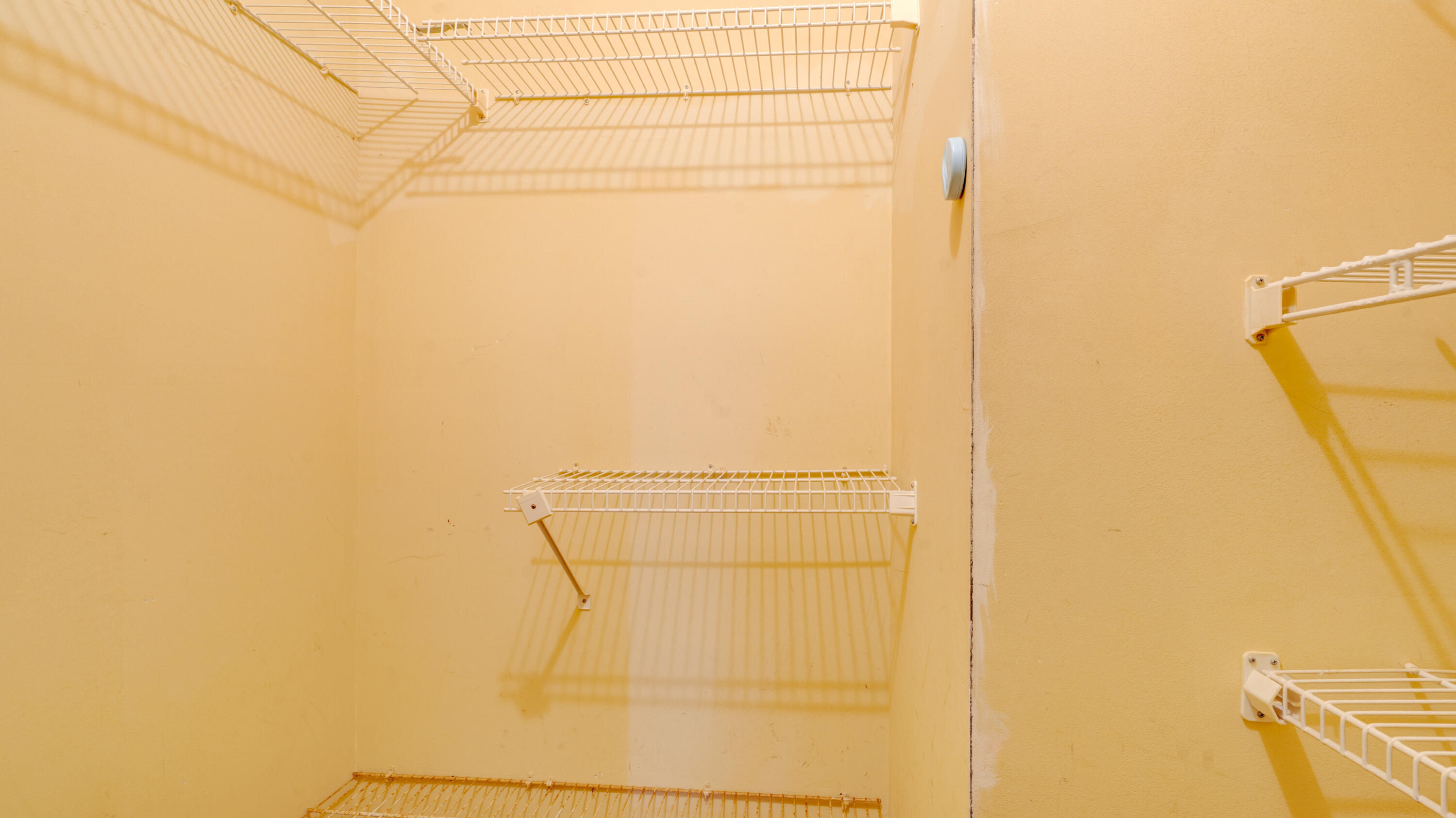 SUNRISE LAKES PHASE III - Residential