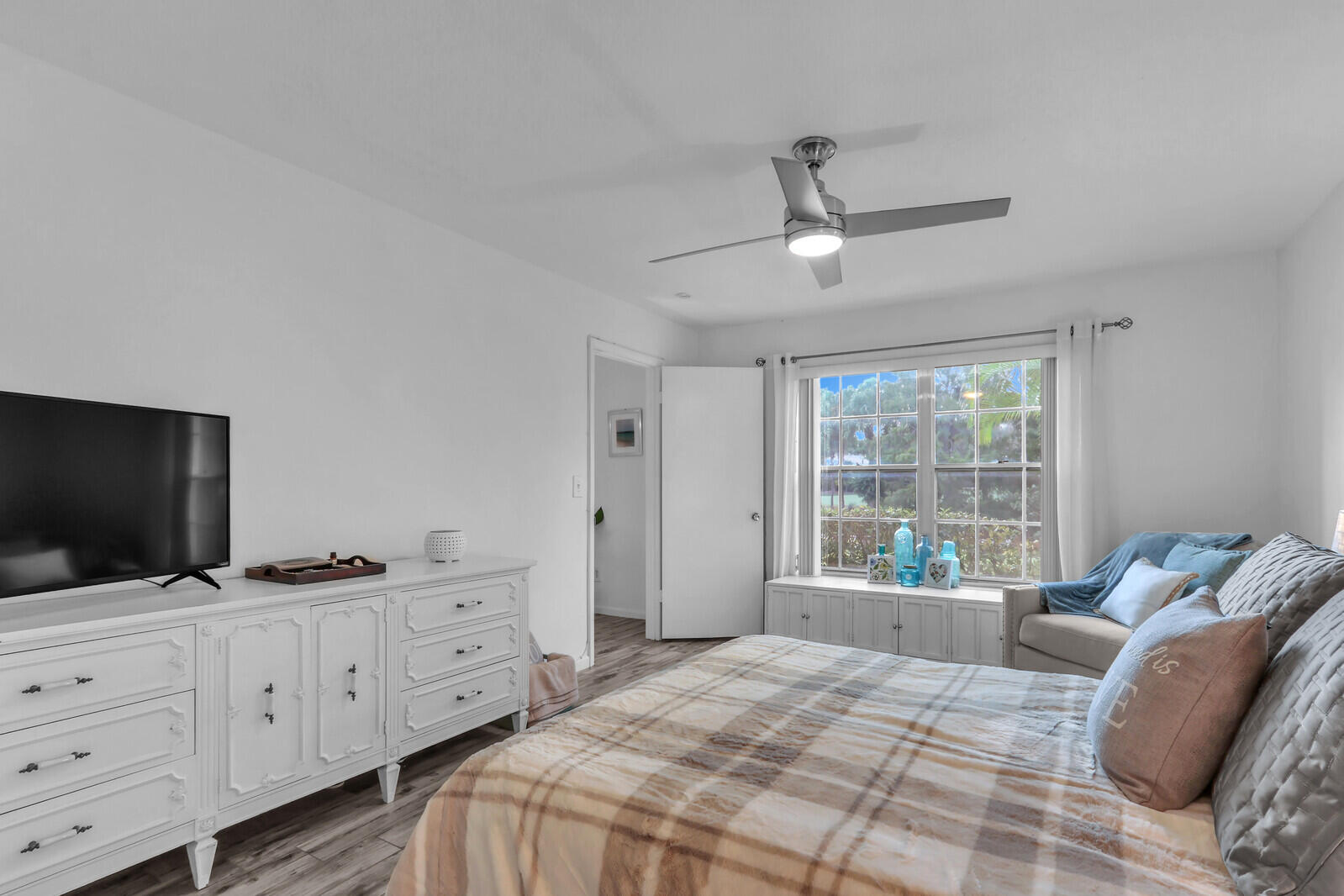 TAMBERLANE 6 CONDO - Residential