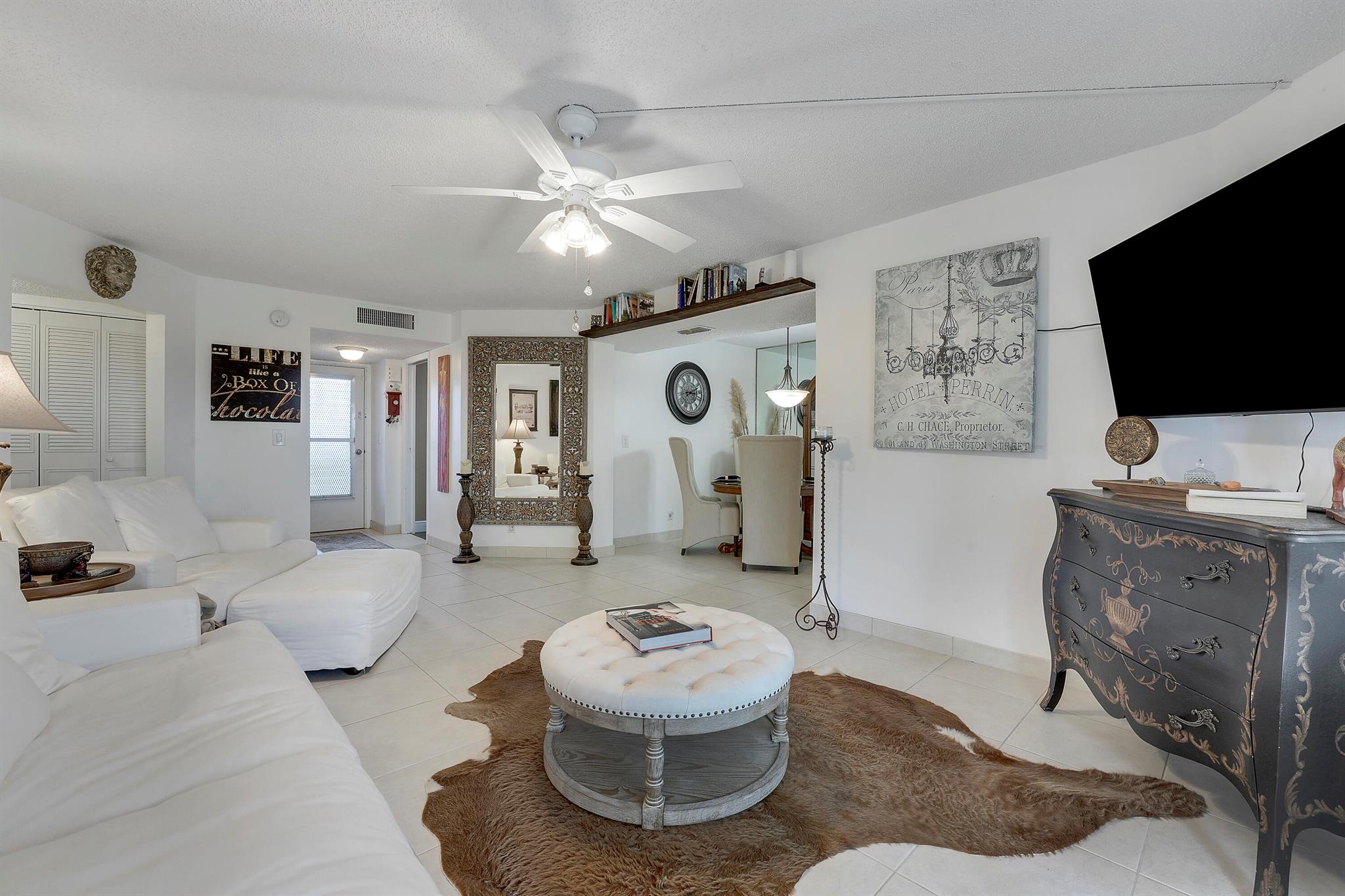 3755 Via Poinciana 405