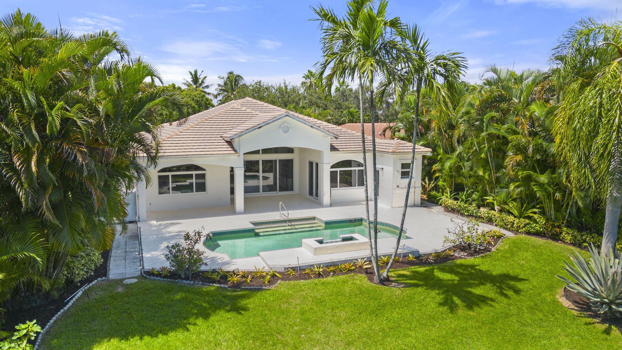 GOLF VILLAGE AT ADMIRALS - Residential