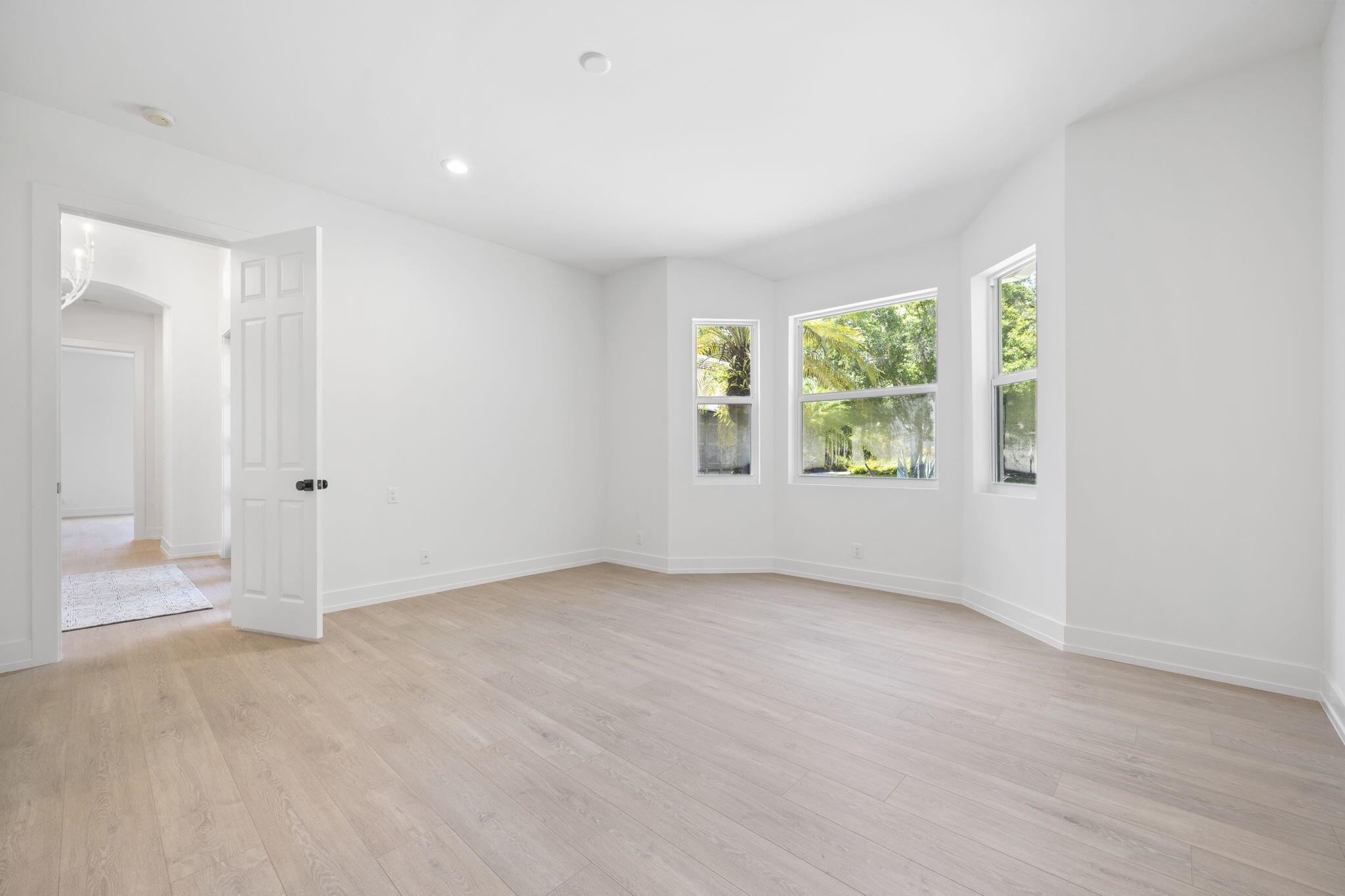 GOLF VILLAGE AT ADMIRALS - Residential