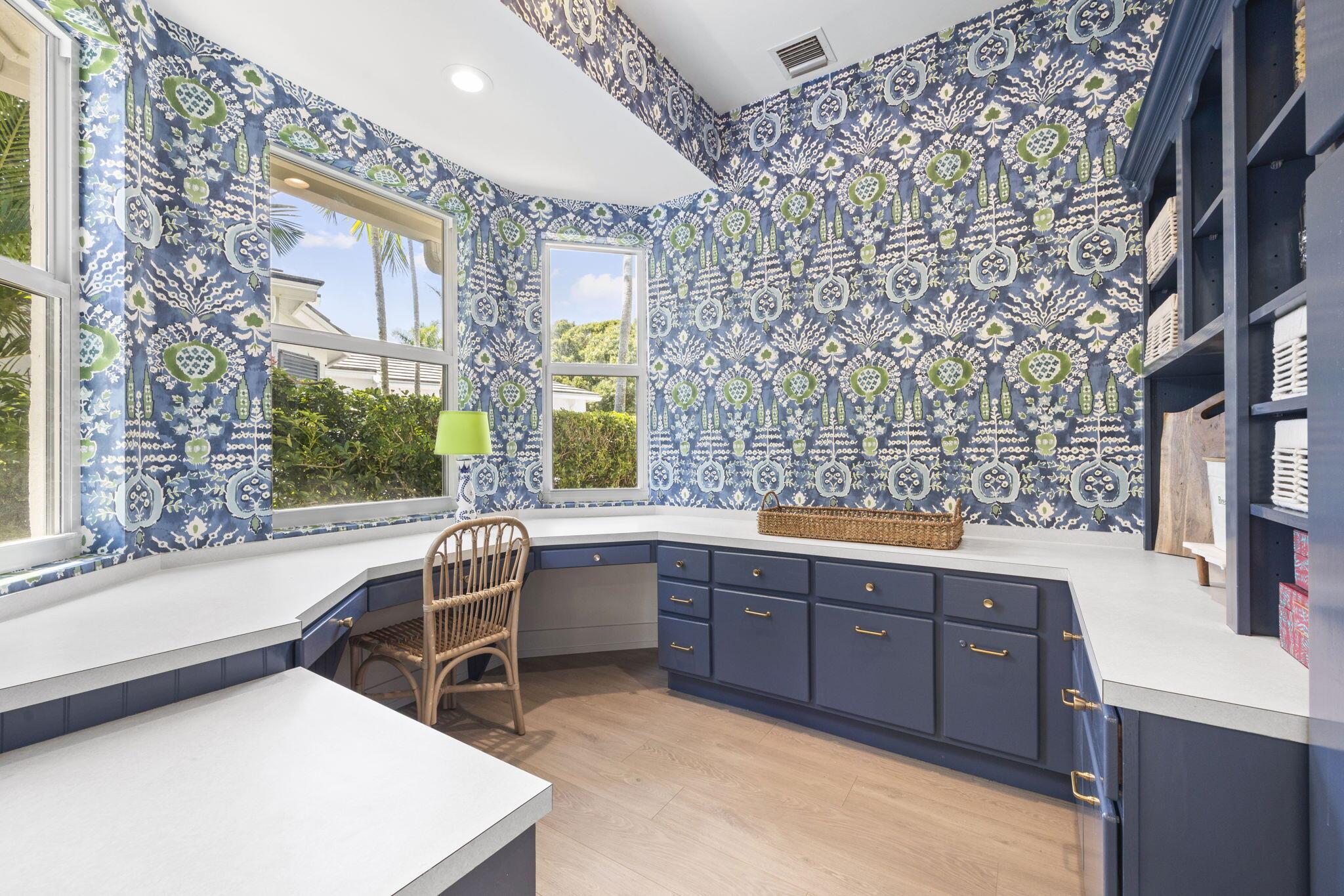 GOLF VILLAGE AT ADMIRALS - Residential