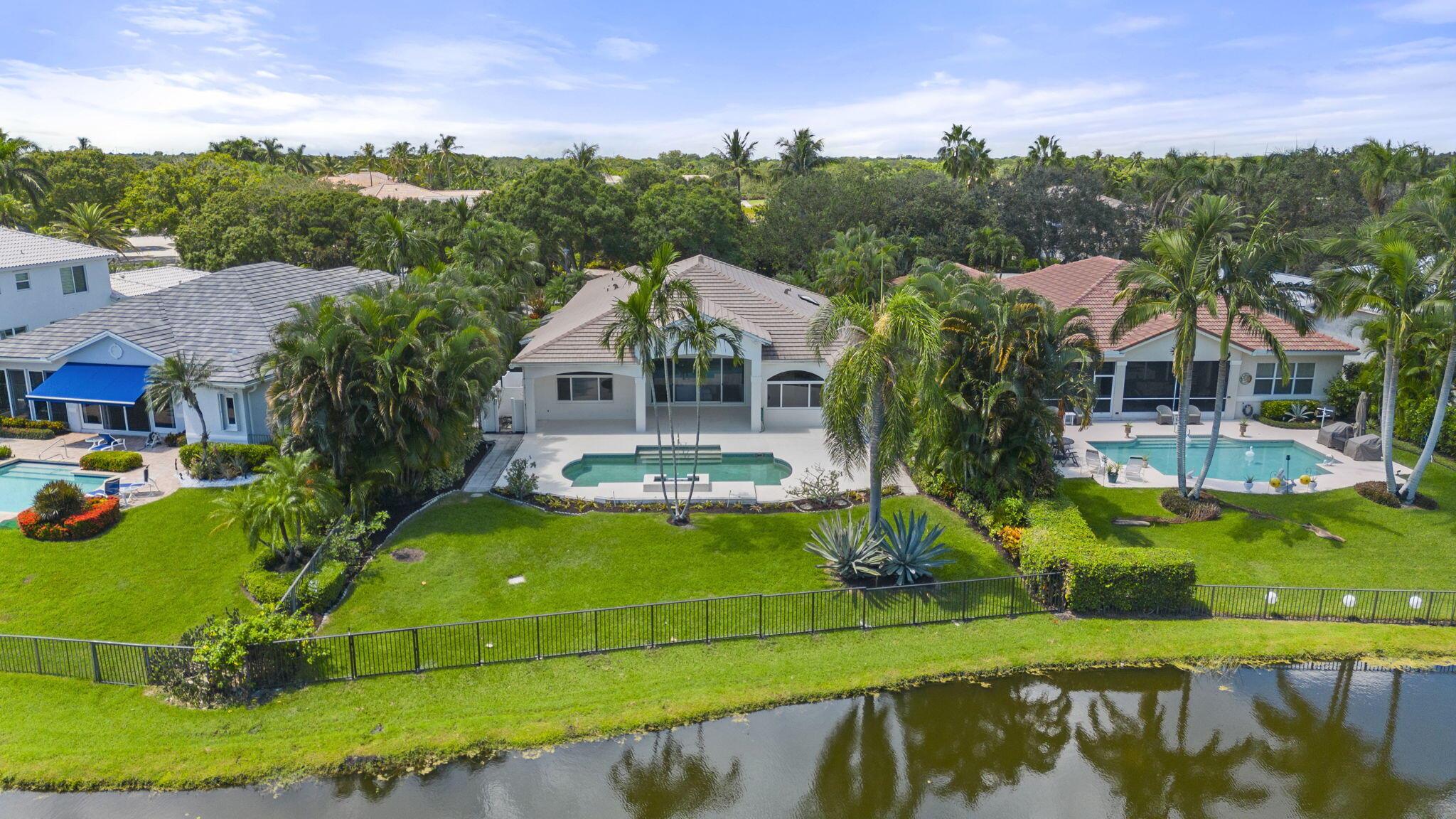 GOLF VILLAGE AT ADMIRALS - Residential