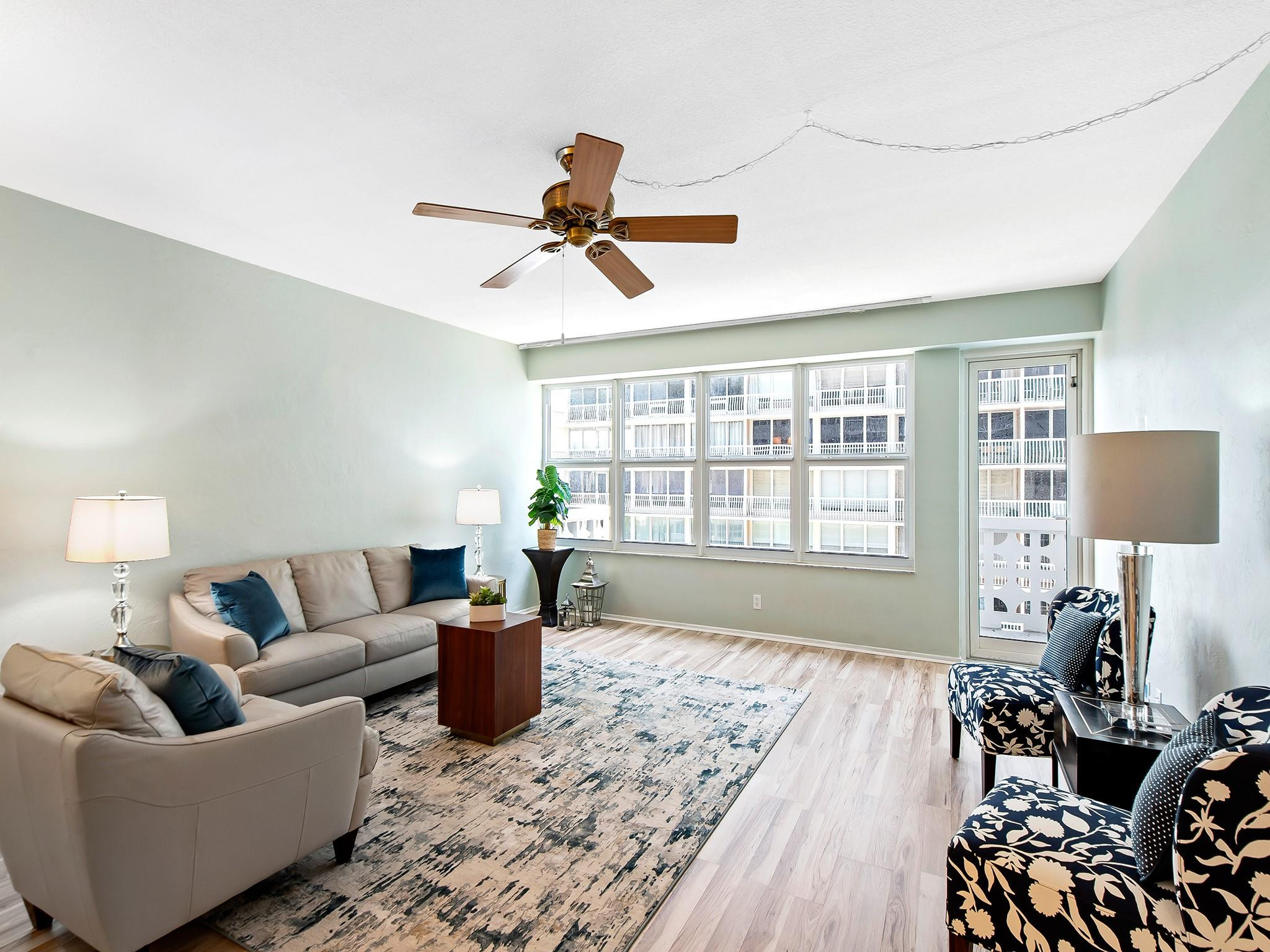 OCEAN SUMMIT - Residential